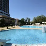Kamenec Отель