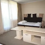 Отель Kamenec 3*