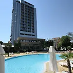 Kamenec Отель