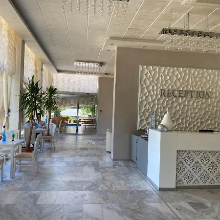 Ξενοδοχείο Kamenec 3*