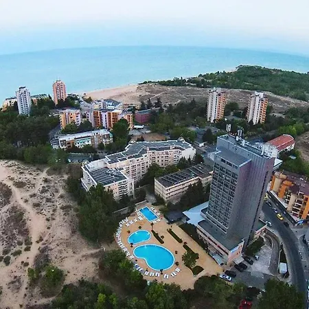 Ξενοδοχείο Kamenec Νεσέμπαρ