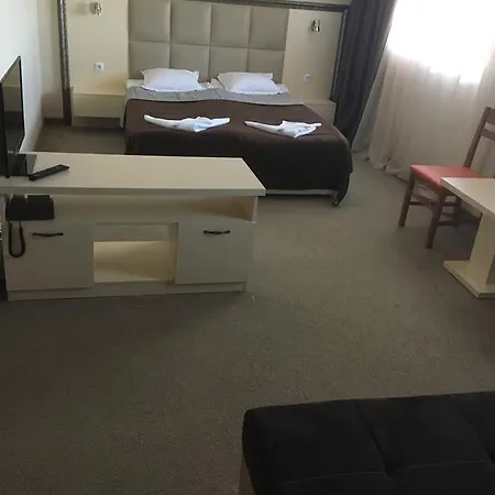 Hotel Kamenec 3*